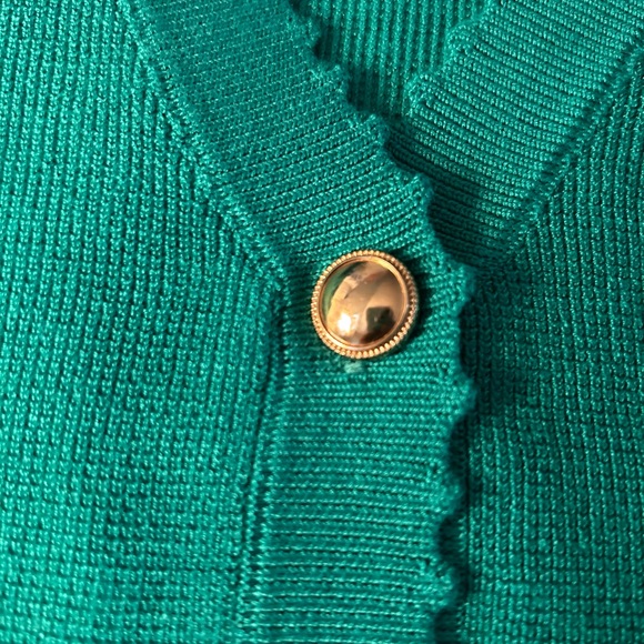 Adrianna Papell Kelly Green cardigan w/ gold buttons and scalloped trim NEW!! - Picture 3 of 12